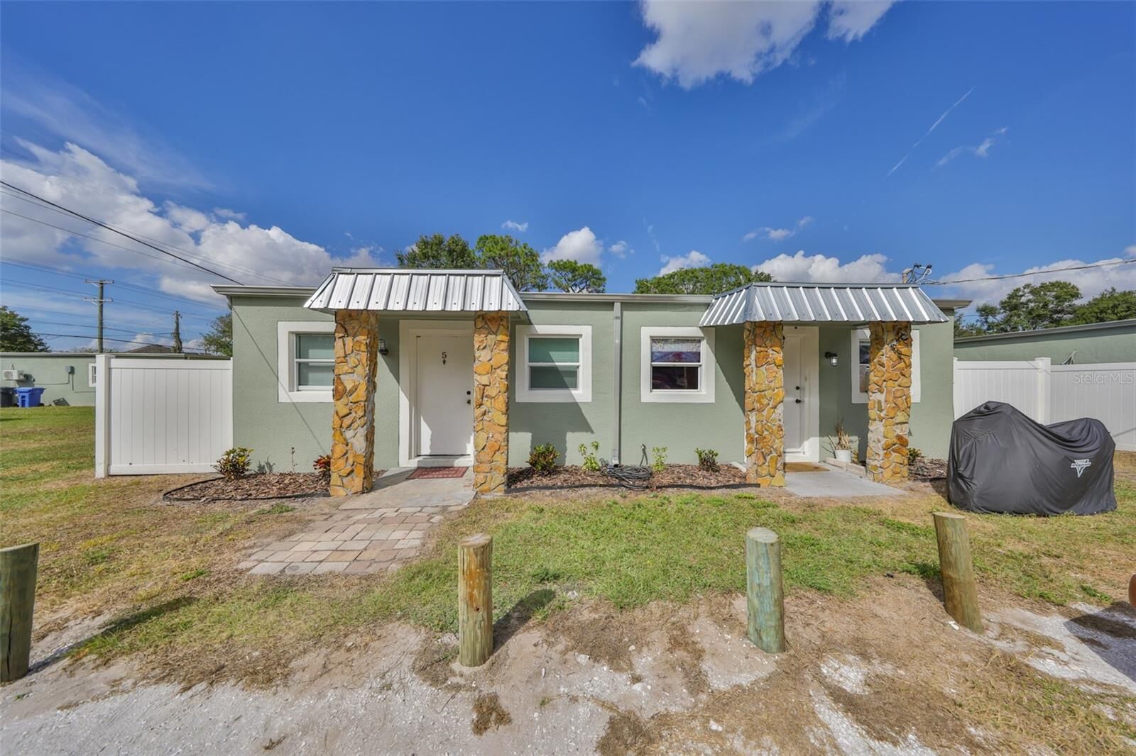 Property Photo: 11708 Balm Riverview Road FL 33569