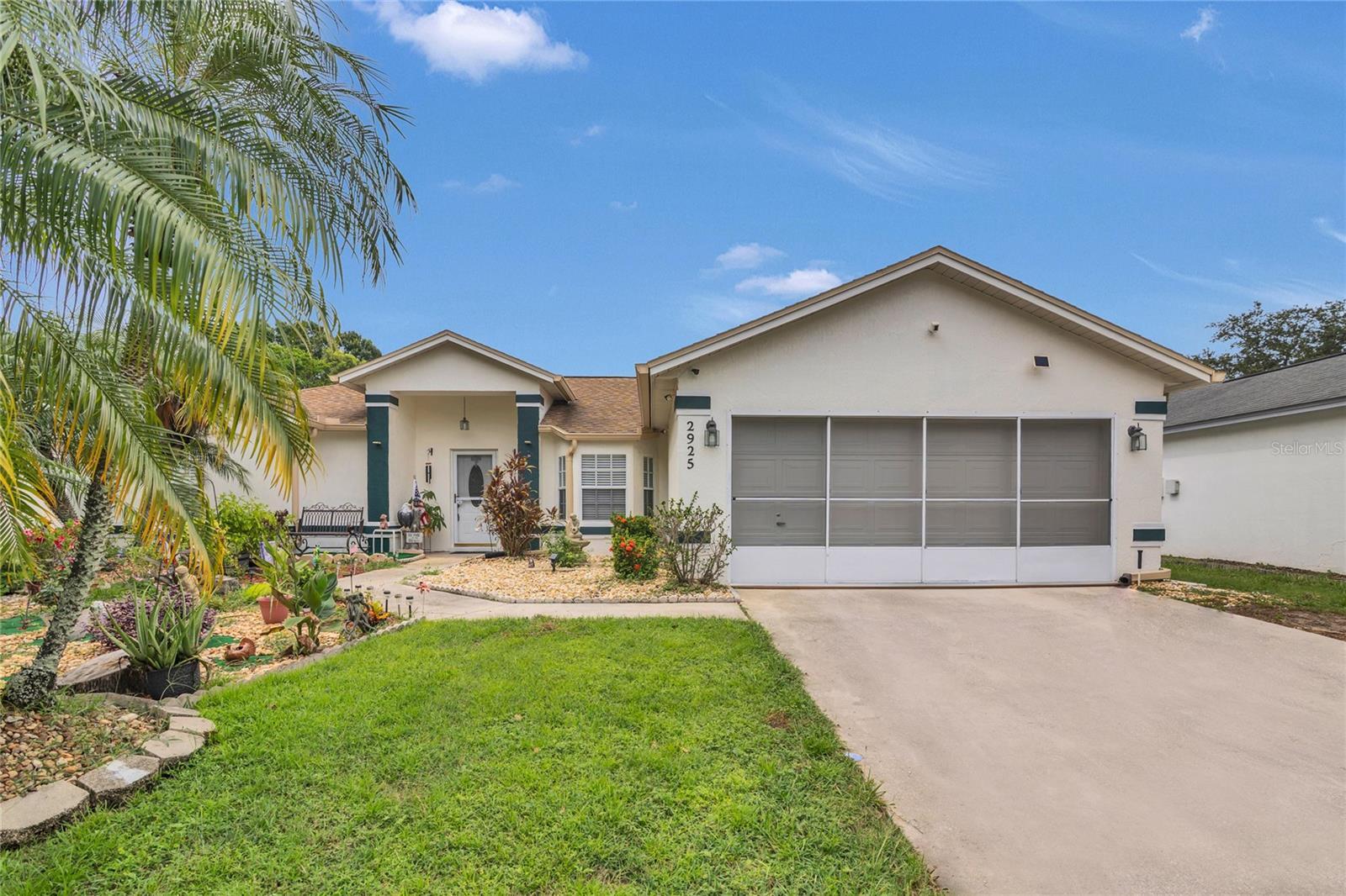 Property Photo:  2925 Timbercrest Place  FL 33810 