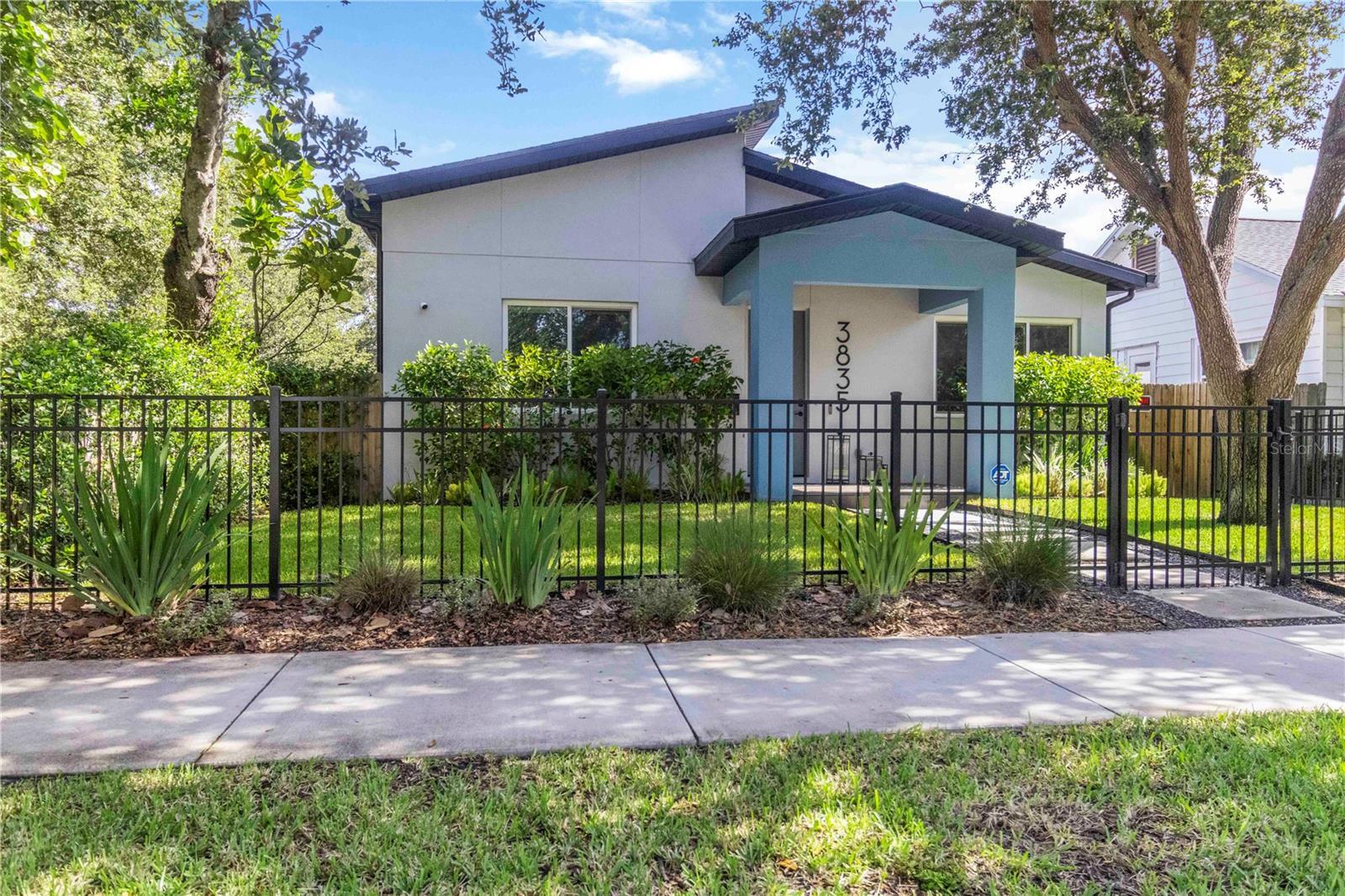 Property Photo:  3835 1st Avenue N  FL 33713 
