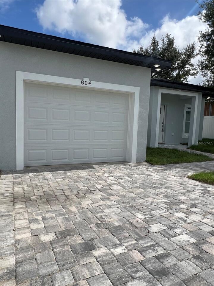 Property Photo: 804 Citrus Ave FL 33844