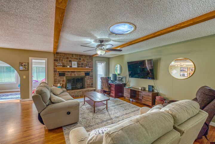 Property Photo:  106 Parkview Circle  AR 72653 