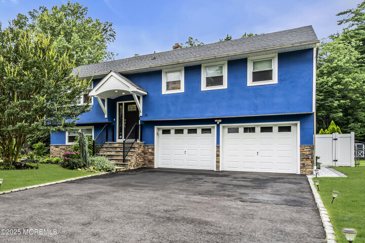 Property Photo:  31 Jordan Road  NJ 07067 