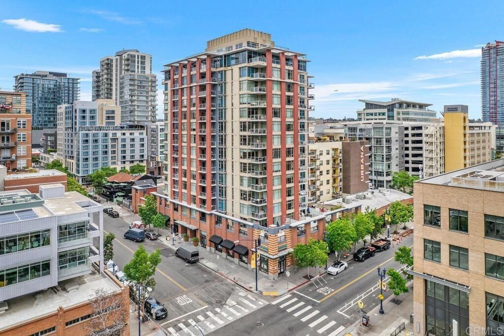 Property Photo: 427 9th Avenue 405 CA 92101
