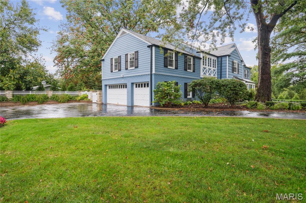 Property Photo:  3 Maryhill Drive  MO 63124 