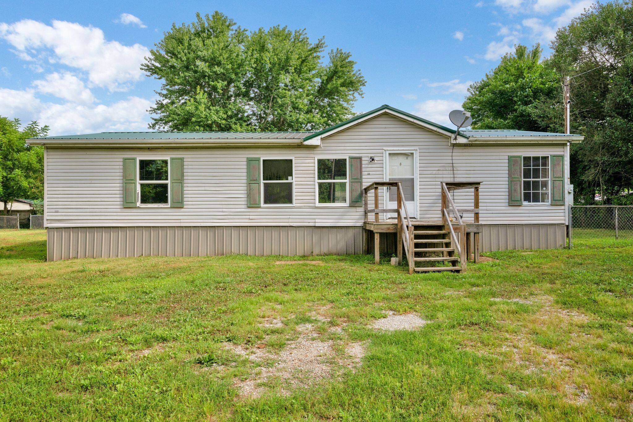 Property Photo:  2335 Wayne Rd  TN 37025 