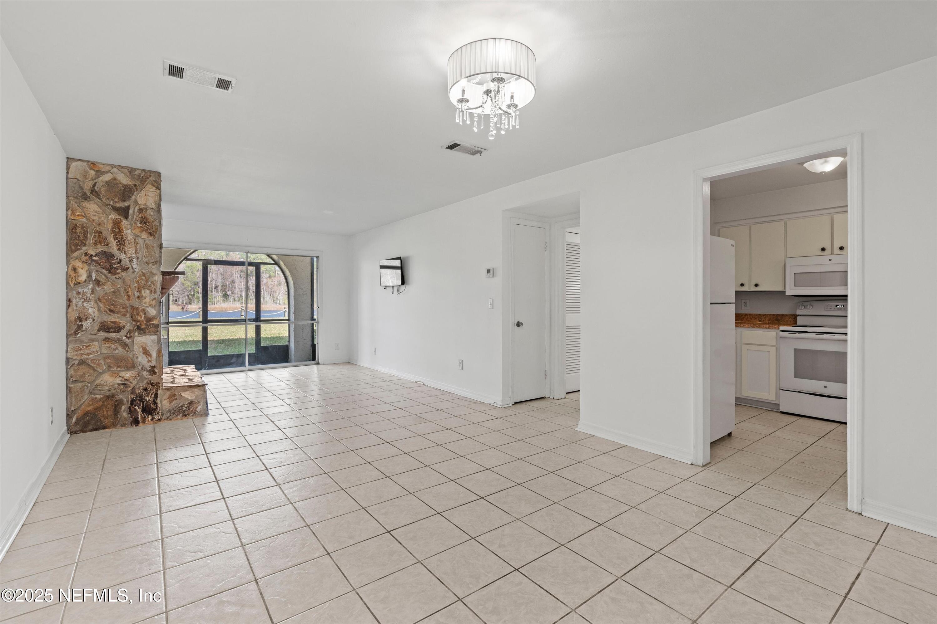 Property Photo:  1530 El Prado Road 2  FL 32216 