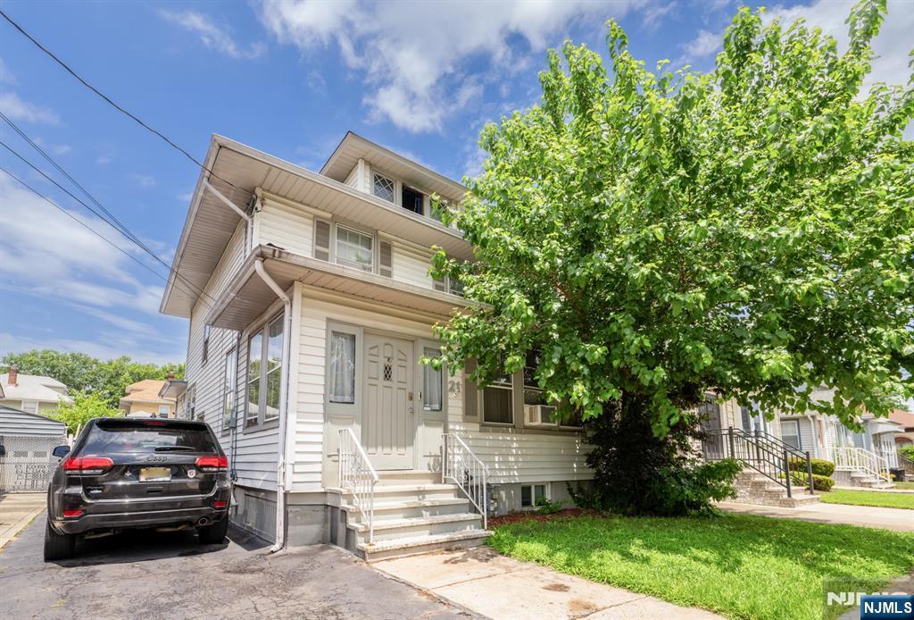 Property Photo:  21 Looker Street  NJ 07205 