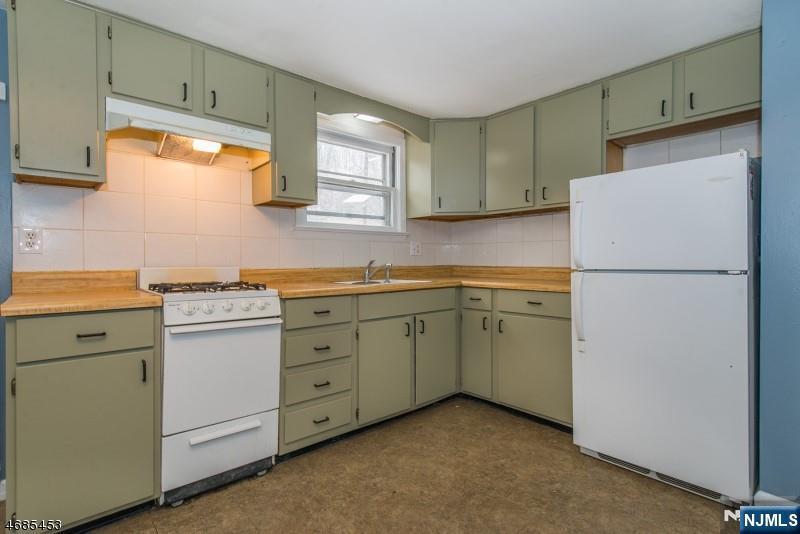 Property Photo:  42 Prospect Street  NJ 07506 