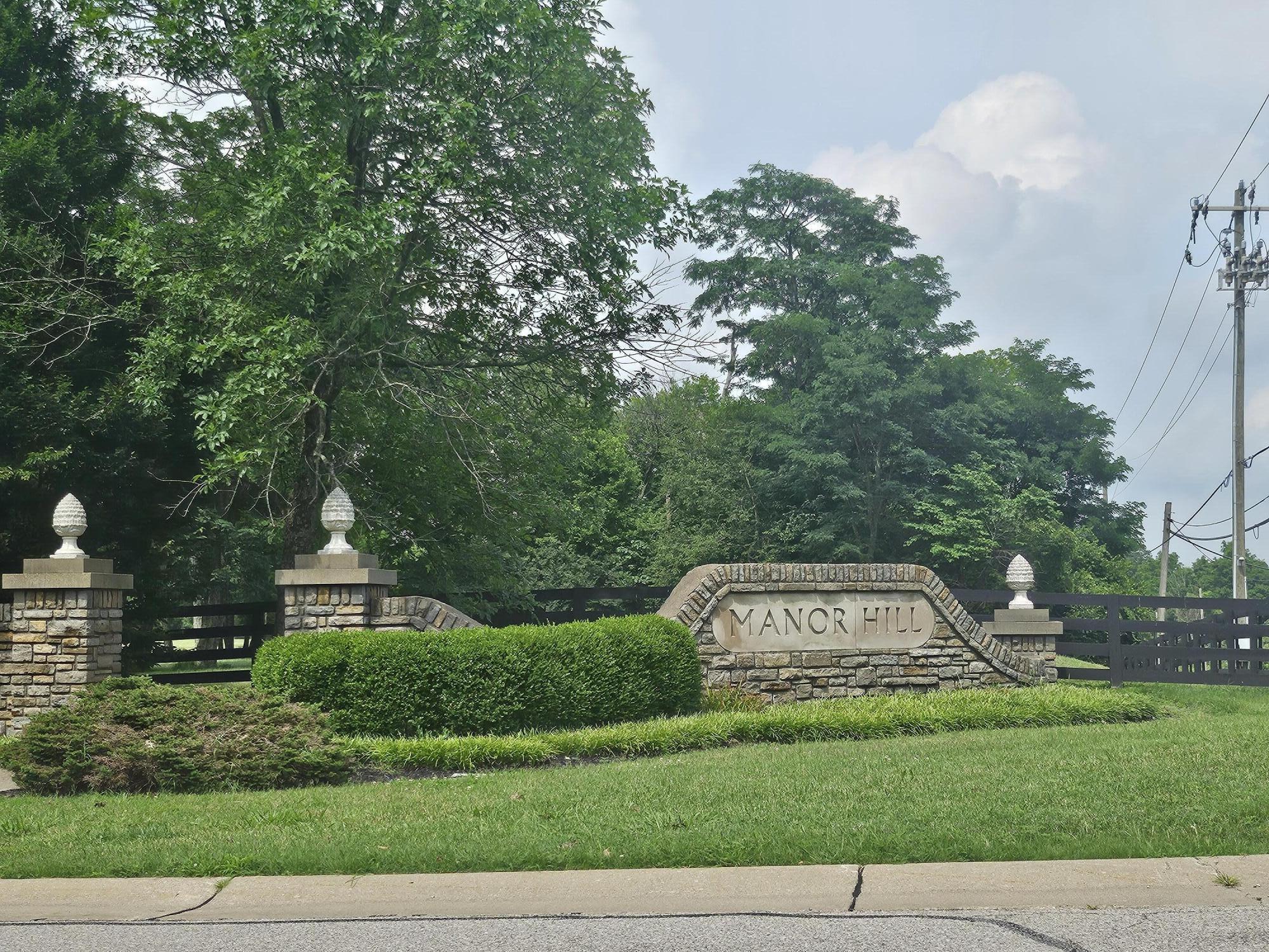Property Photo: 3141 Willowhurst Trace KY 41051