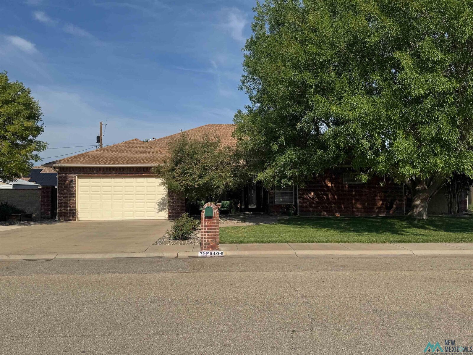 Property Photo:  1404 S 24th Street Street  NM 88210 