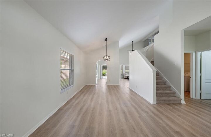 Property Photo:  2122 Morning Sun Ln  FL 34119 