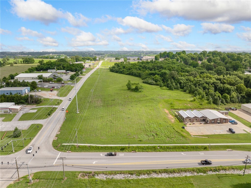 Property Photo: 1905 Capps Road AR 72601