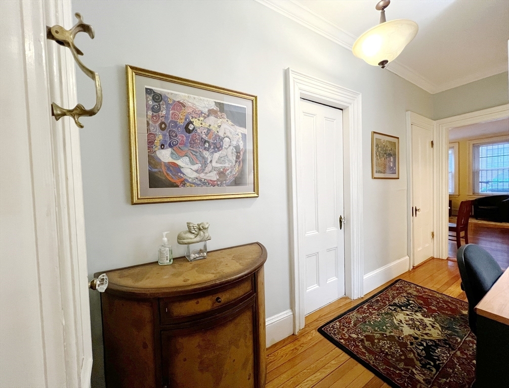 Property Photo:  86 Commonwealth Avenue Gb  MA 02116 