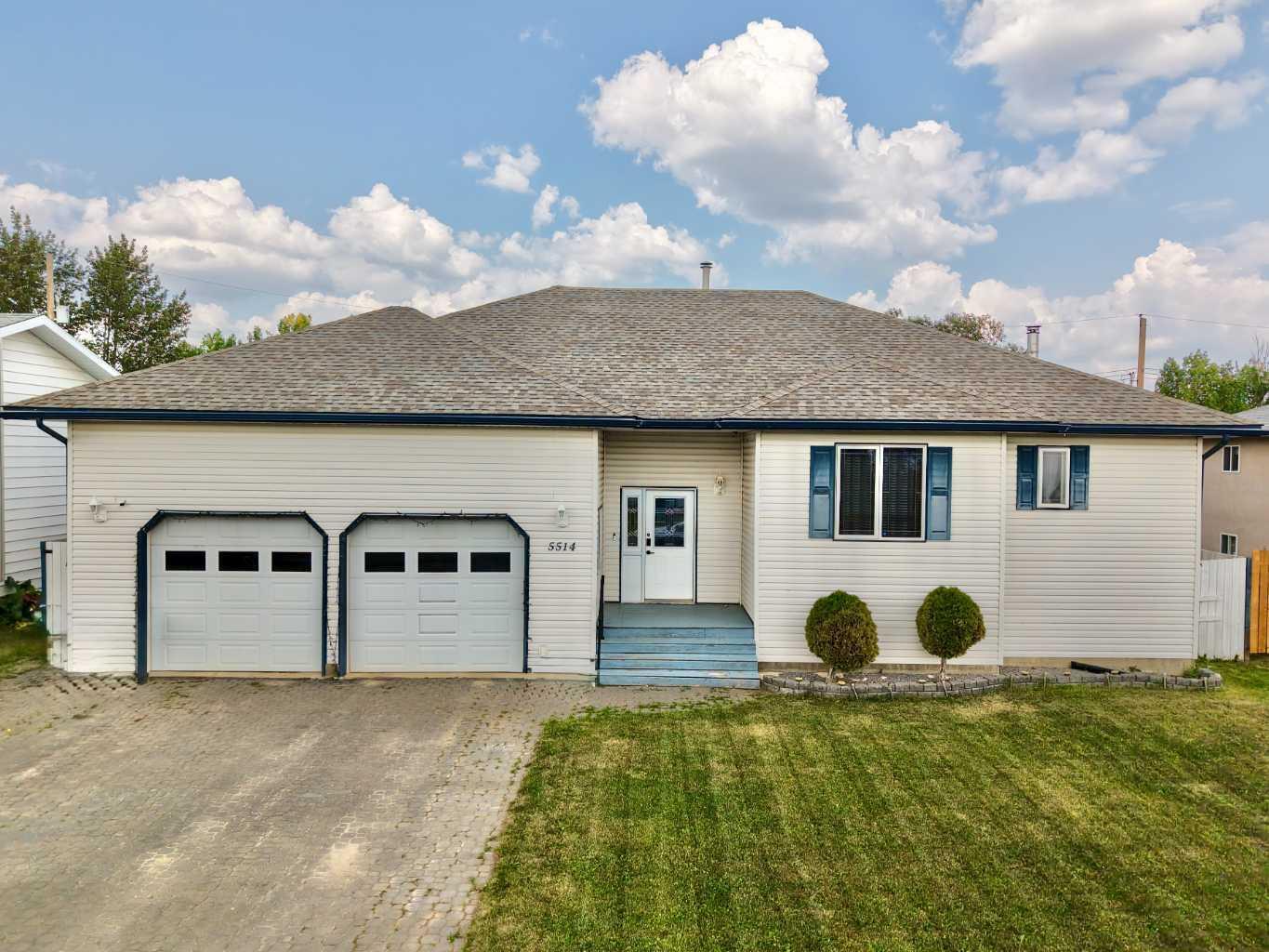 Property Photo: 5514 45 Avenue AB T0H 1W0