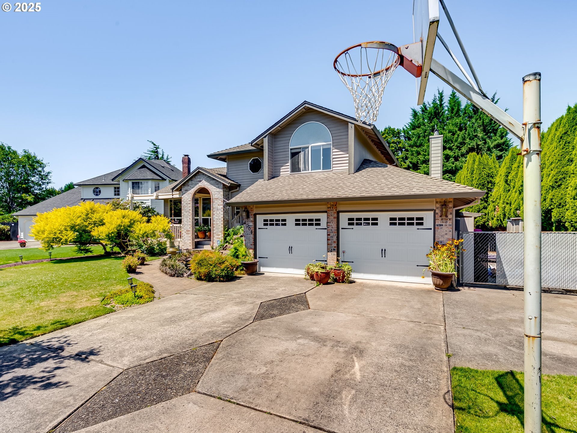 Property Photo: 4008 NW 130th Cir WA 98685
