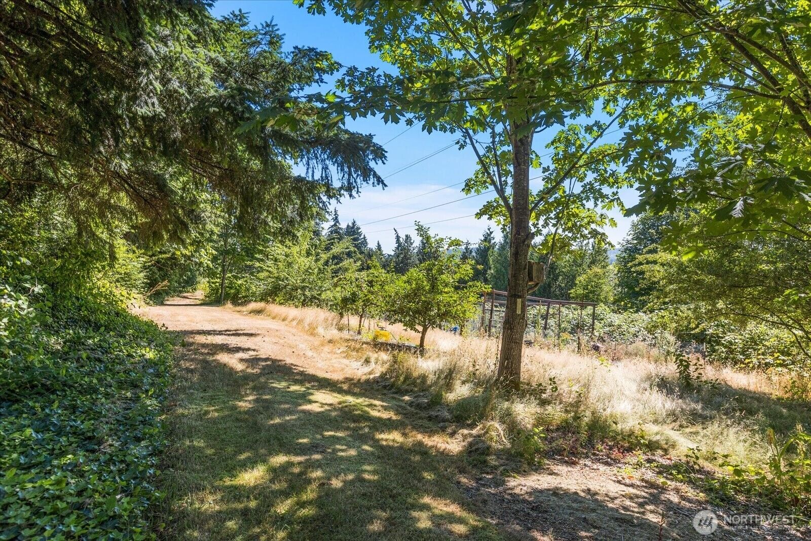 Property Photo: 23832 45th Avenue SE WA 98021