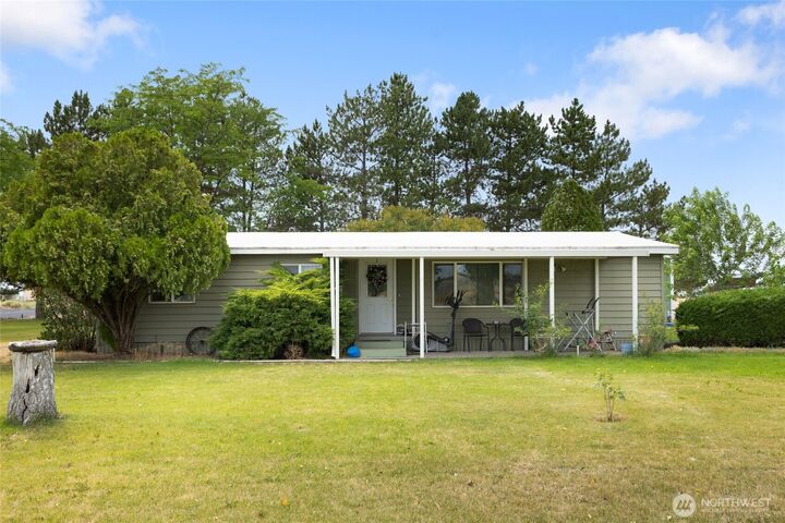 9630  Rd. H.8  NE  Moses Lake WA 98837 photo