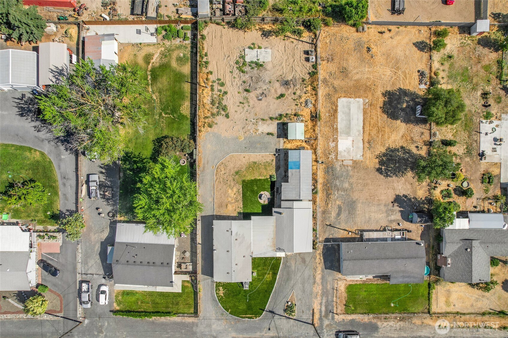 Property Photo: 8334 8336 Terminal Street NE WA 98837