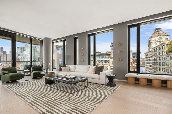 Property Photo:  30 Front Street 15A  NY 11201 
