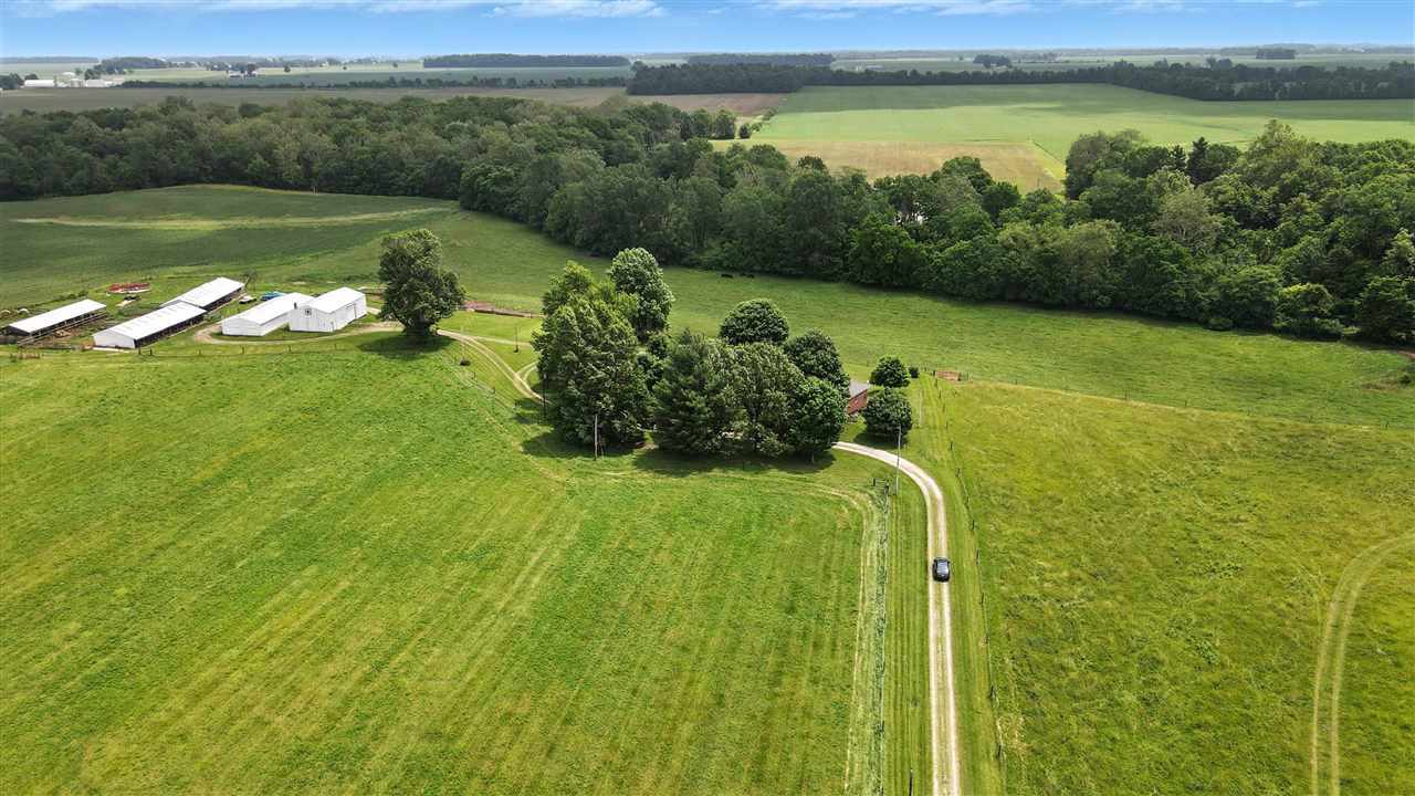 Property Photo: 2471 E Kitchel Road IN 47353