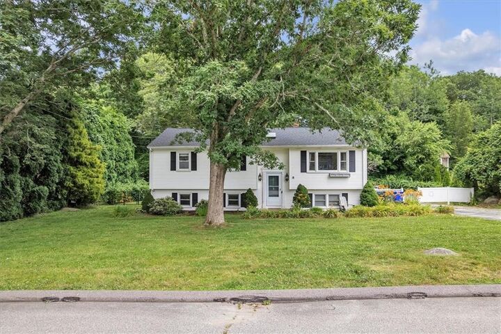 Property Photo: 8 Tonkawa Avenue RI 02891