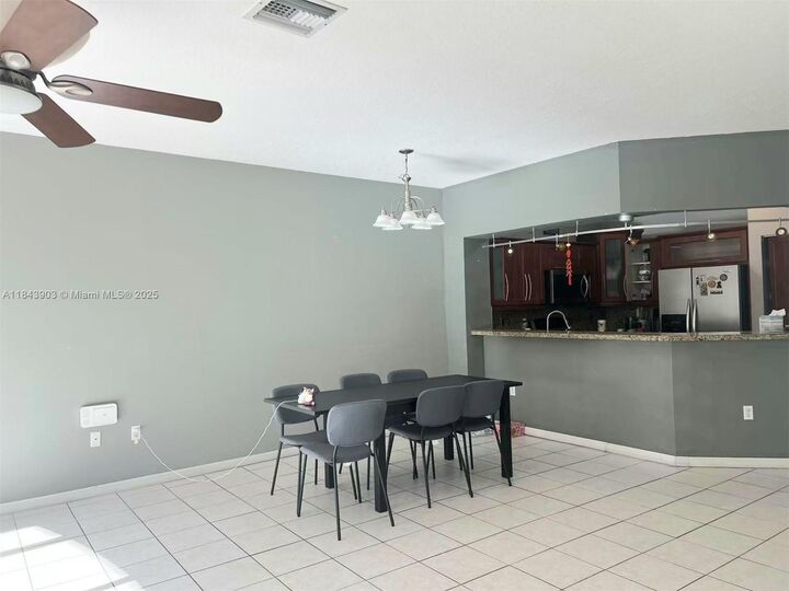 Property Photo:  913 NW 100th Ave  FL 33024 