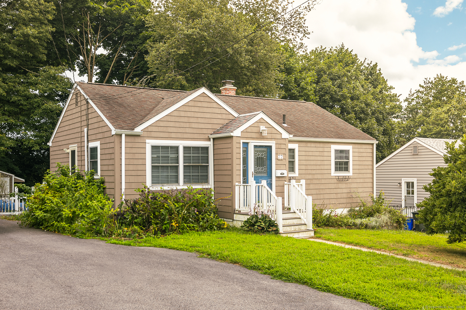 Property Photo:  77 Bayshore Drive  CT 06320 