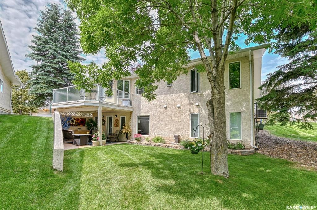 Property Photo:  3168 Renfrew Crescent E  SK S4V 2W5 