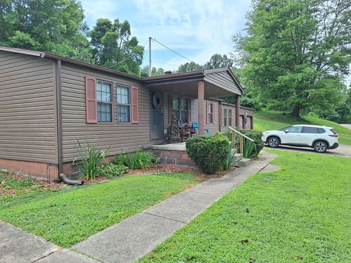Property Photo:  2080 Cozy Glenn Rd  OH 45656 