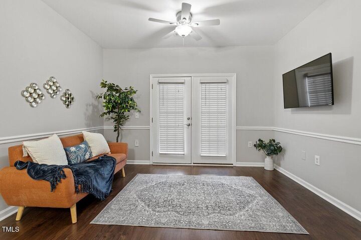Property Photo: 2631 Oldgate Drive 101 NC 27604