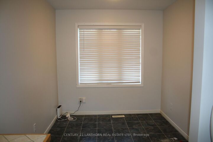 Property Photo: 19 Pinegrove Court ON K8N 5X9