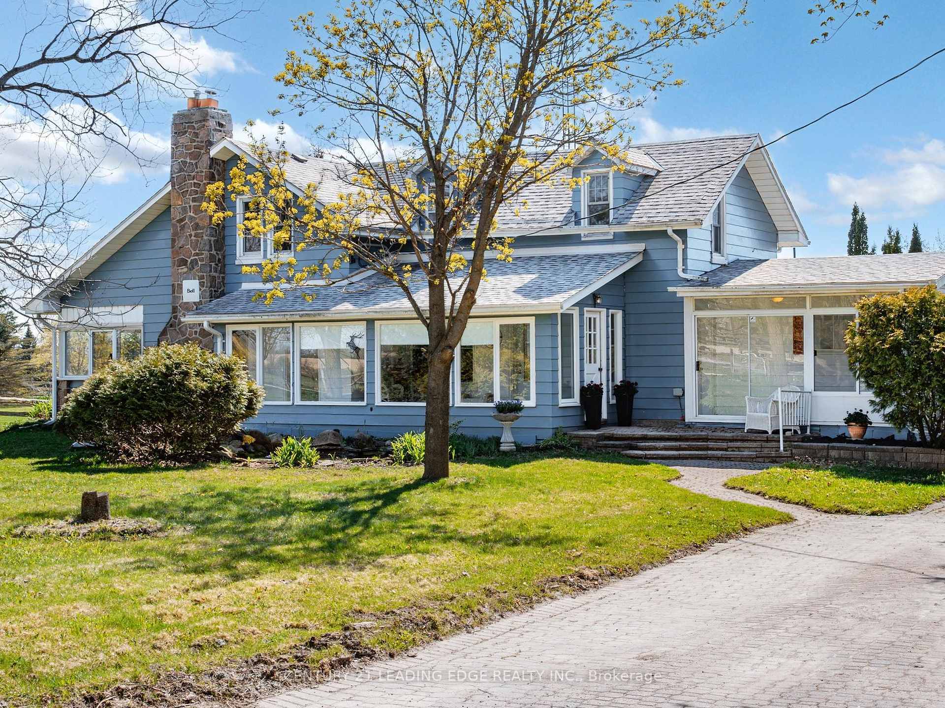 Property Photo:  362 Victoria Road  ON L0E 1N0 