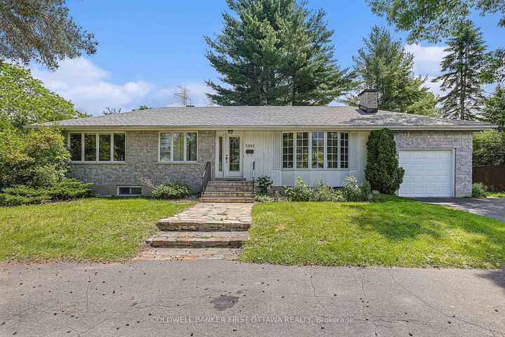 Property Photo: 3061 Upper Otterson Place ON K1V 7B5
