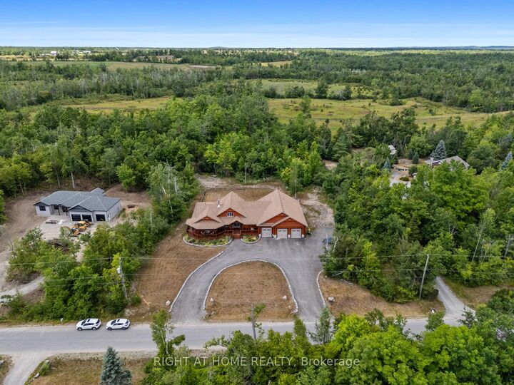 Property Photo:  177 Ellwood Crescent  ON K0M 1A0 