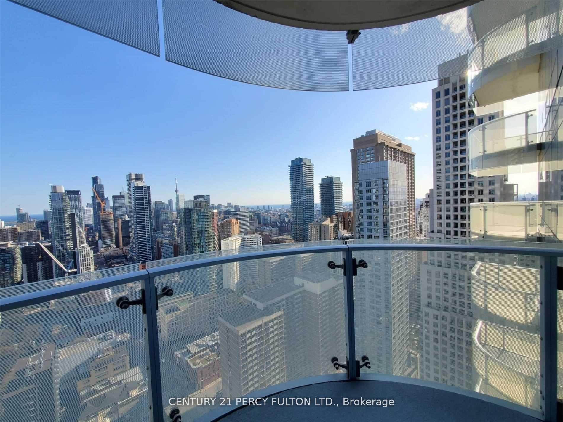Property Photo: 1 Bloor Street E 3206 ON M4W 1A9