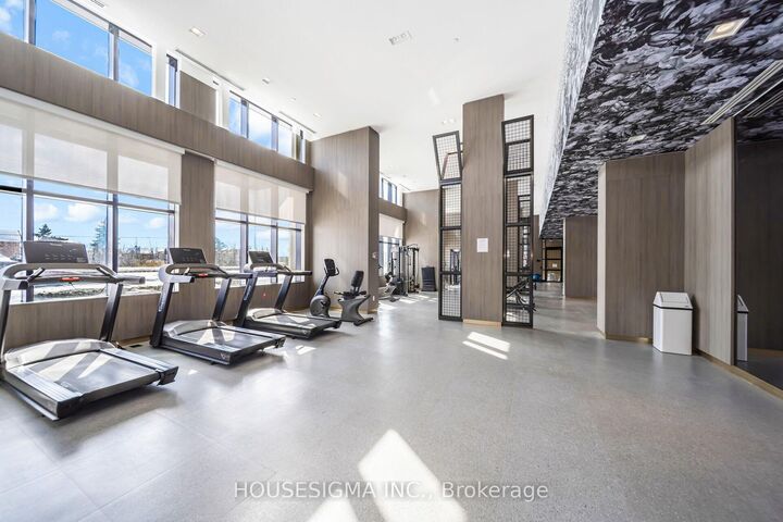 Property Photo:  405 Dundas Street W 526  ON L6M 5P4 