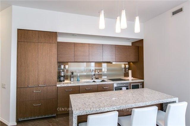 Photo de la propriété: 45 Charles Street E 5308 ON M4Y 0B8