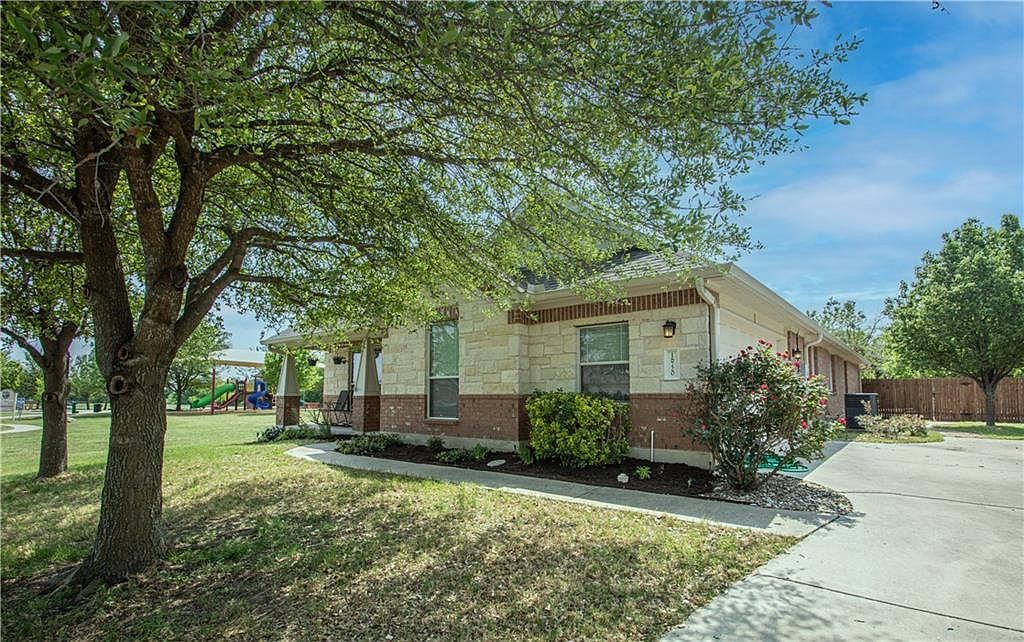 Property Photo:  18720 Candace Loop  TX 78660 