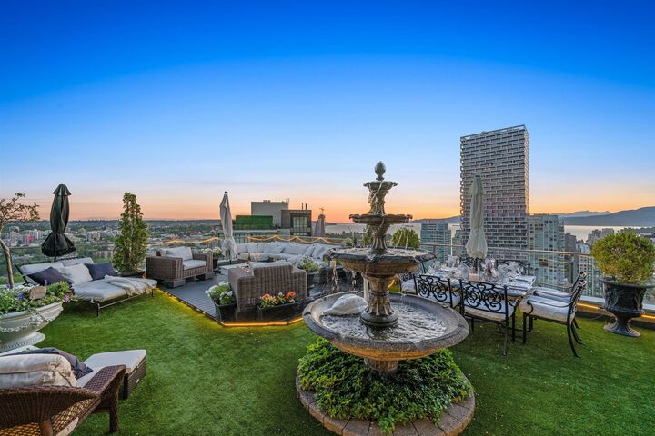 1495 Richards Street 3701  Vancouver BC V6Z 3E3 photo