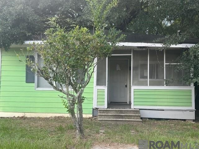 Property Photo: 2464 Yazoo St LA 70808