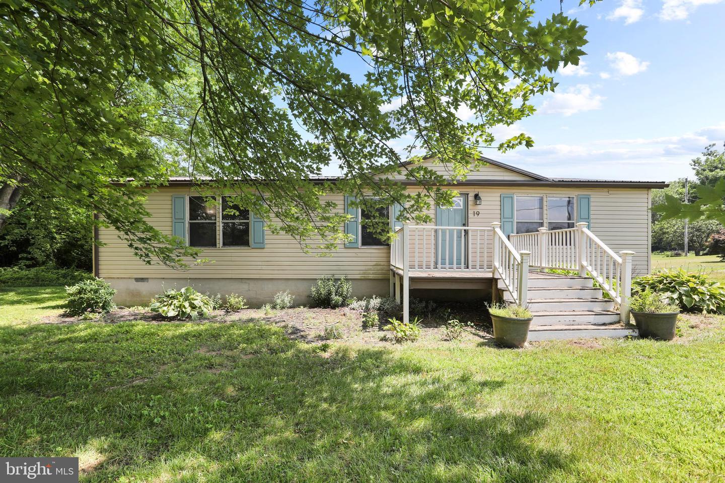 Property Photo: 19 Regency Drive WV 25419