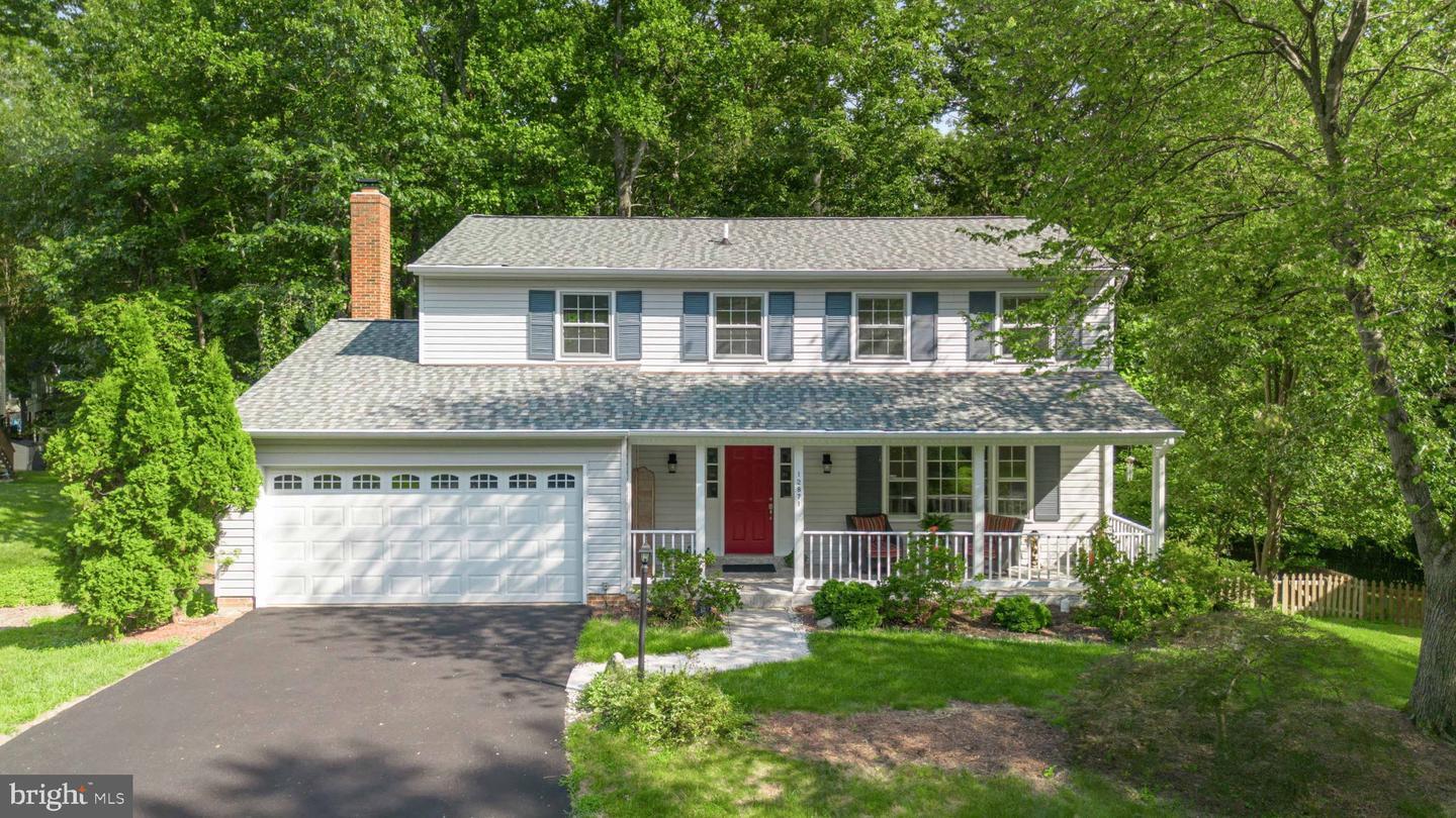 Property Photo: 12871 Valleywood Drive VA 22192
