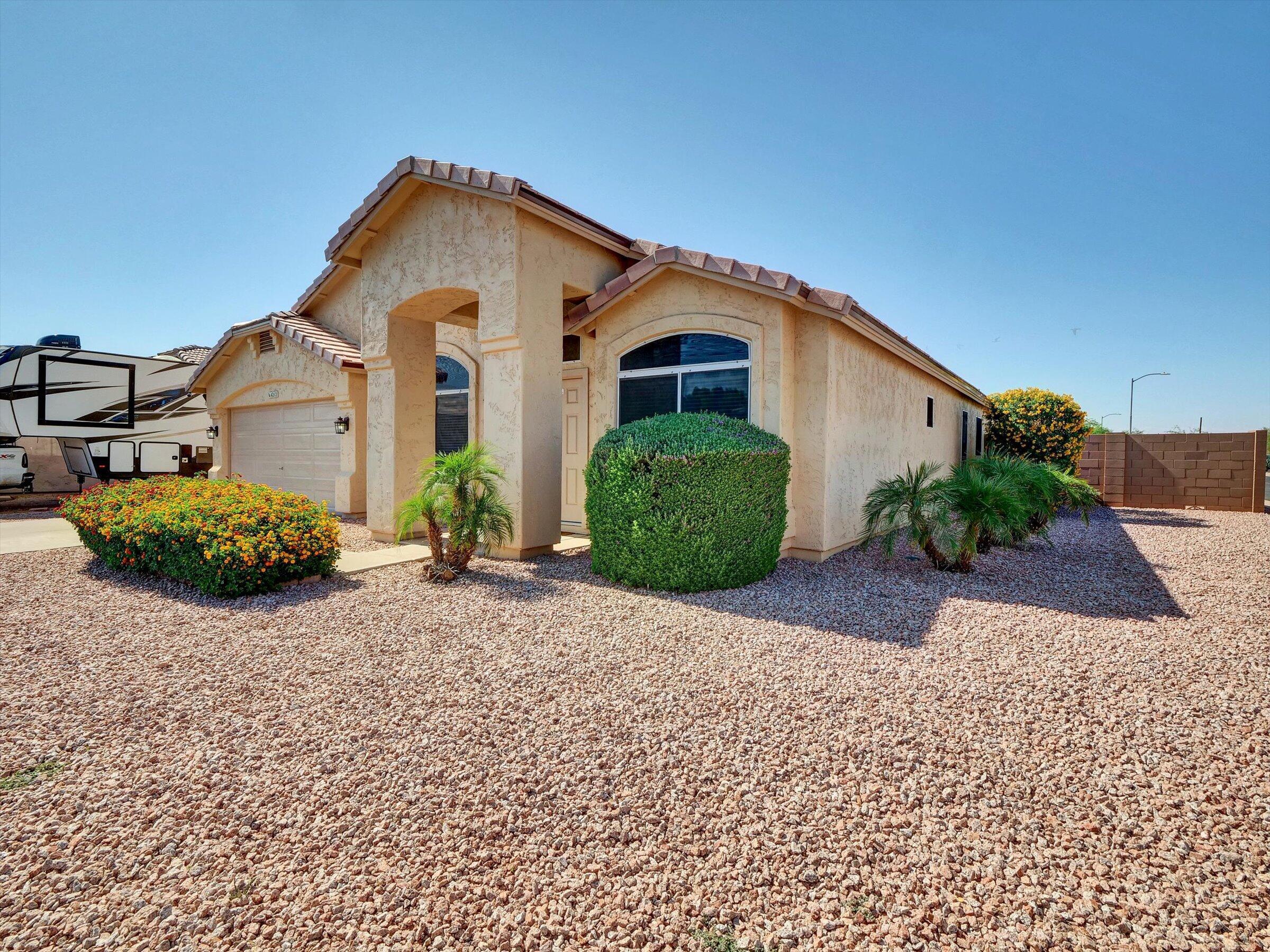 Property Photo:  4212 W Wahalla Lane  AZ 85308 