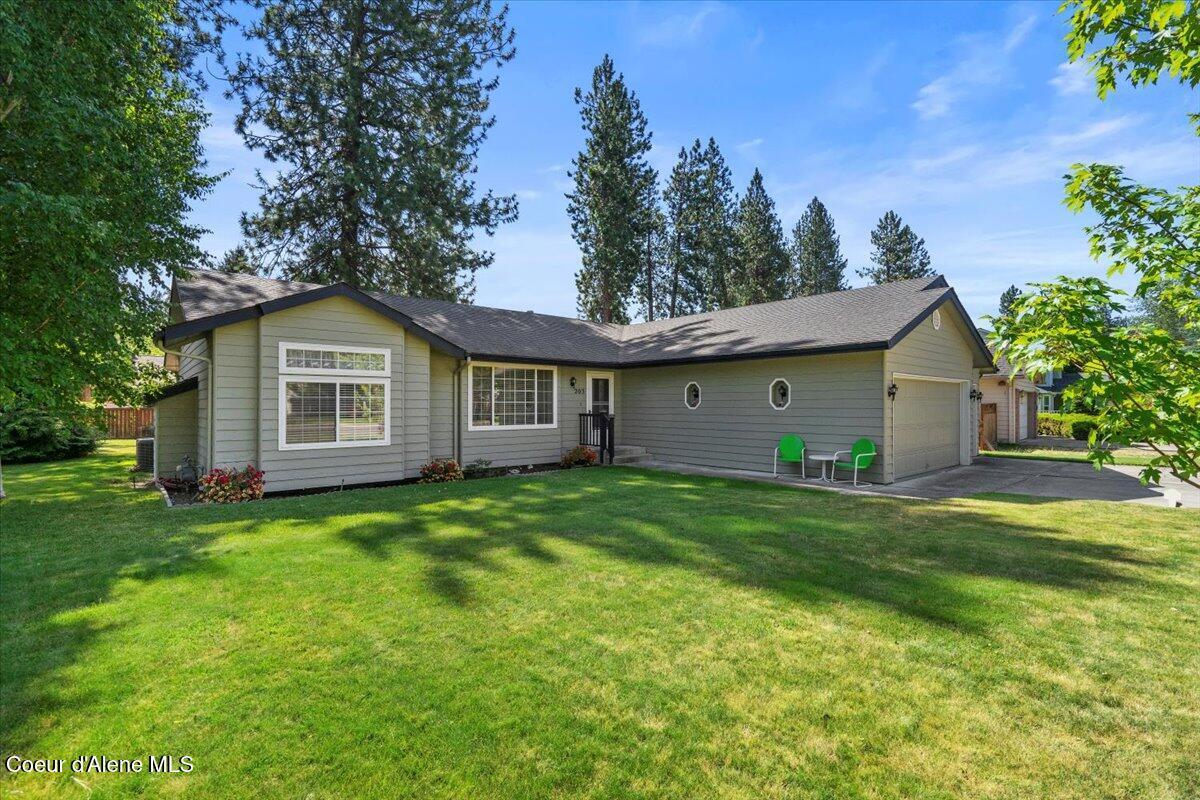 Property Photo: 203 S Riverside Harbor Dr ID 83854