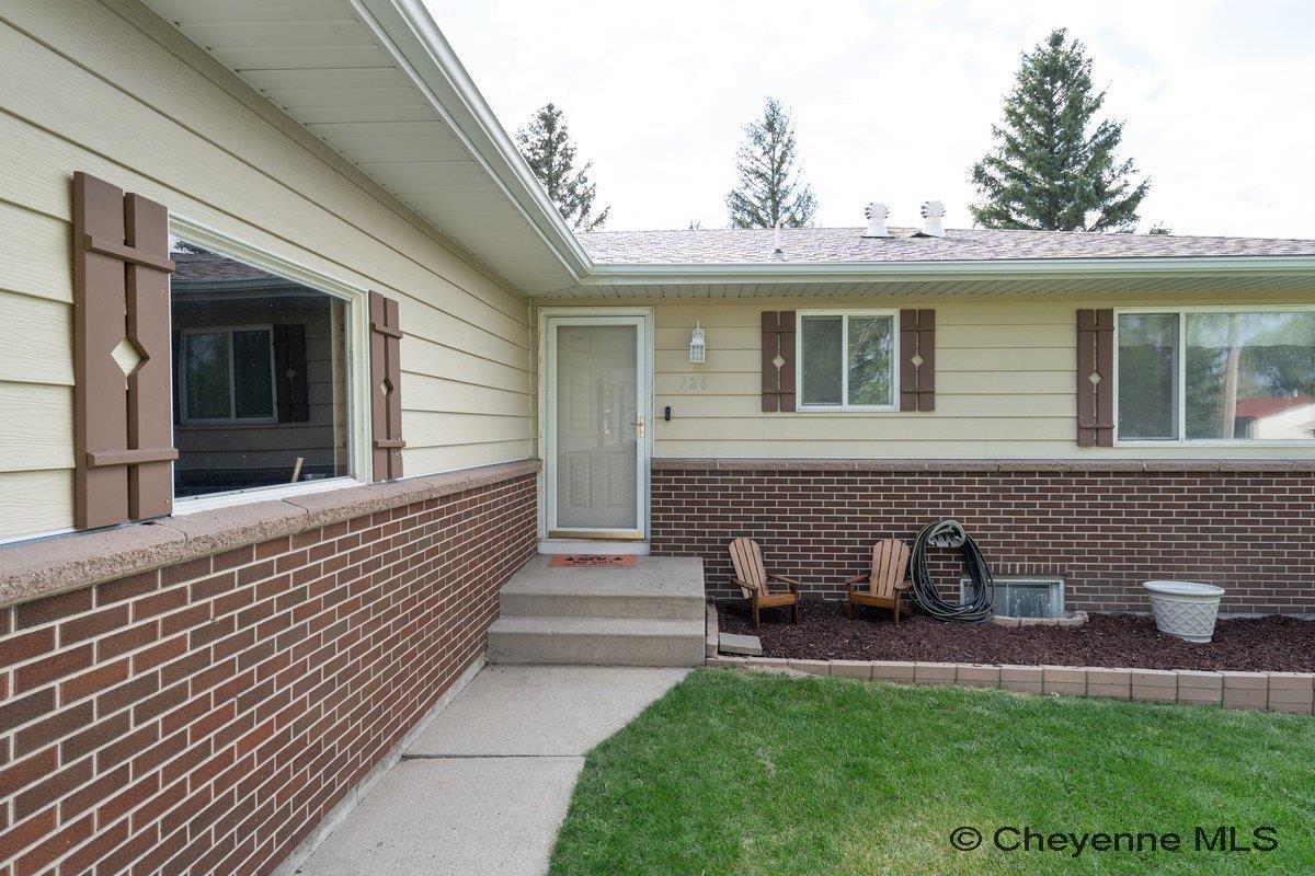 Property Photo:  726 Carmon Cir  WY 82001 