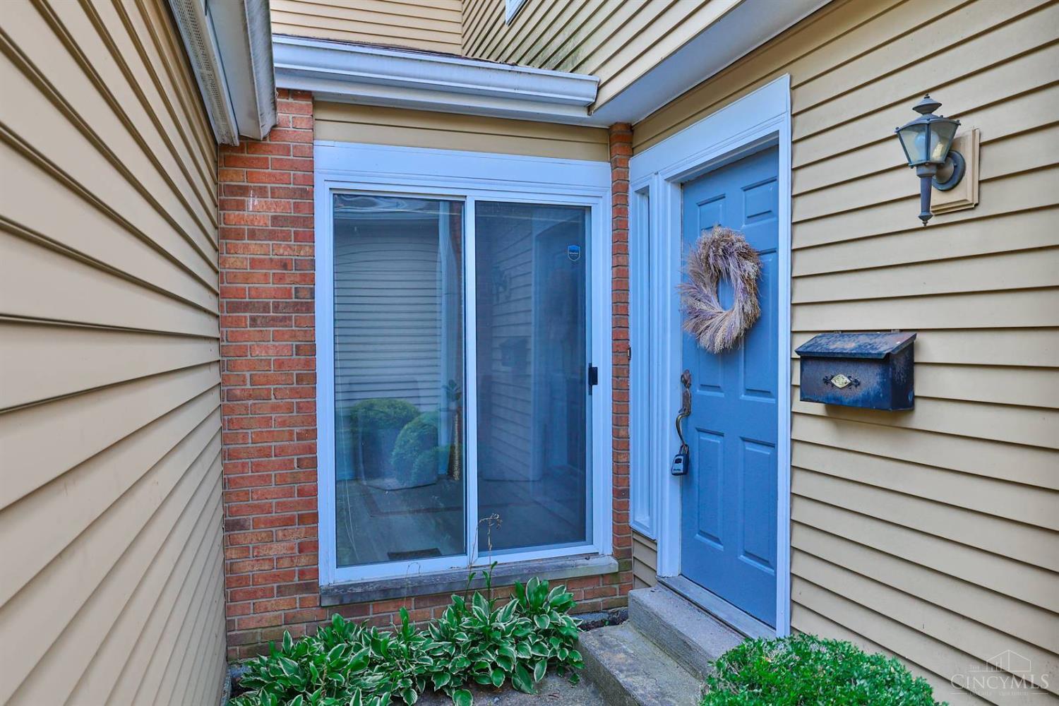 Property Photo: 3824 Ashworth Drive OH 45208