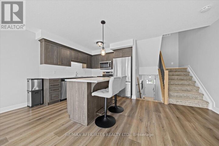 Photo de la propriété: 171 Ferrara Drive ON K7A 0A2