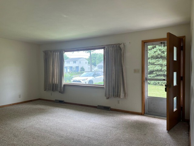 Property Photo: 3004 Arcadia Avenue PA 16506