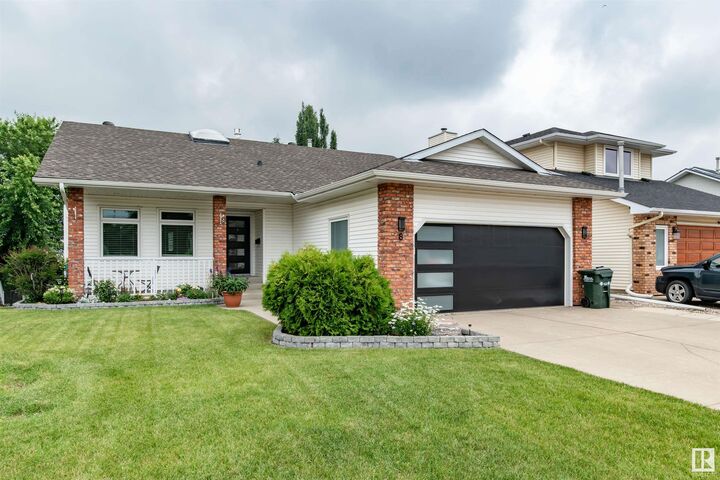 8 Carmel Close  Sherwood Park AB T8A 5B7 photo