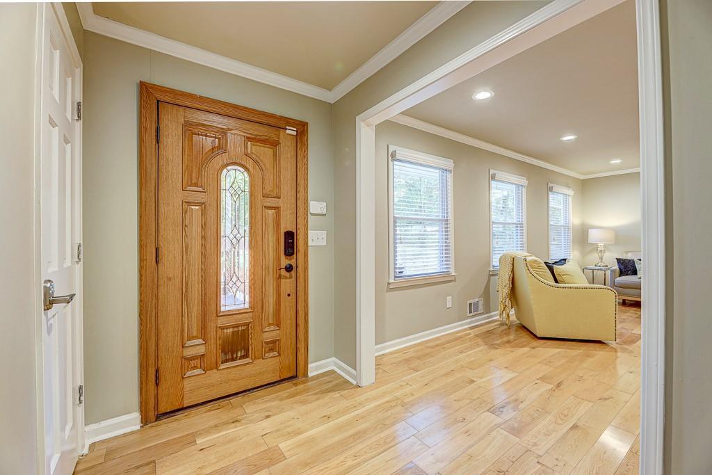 Property Photo: 1185 Lake Colony Drive GA 30068